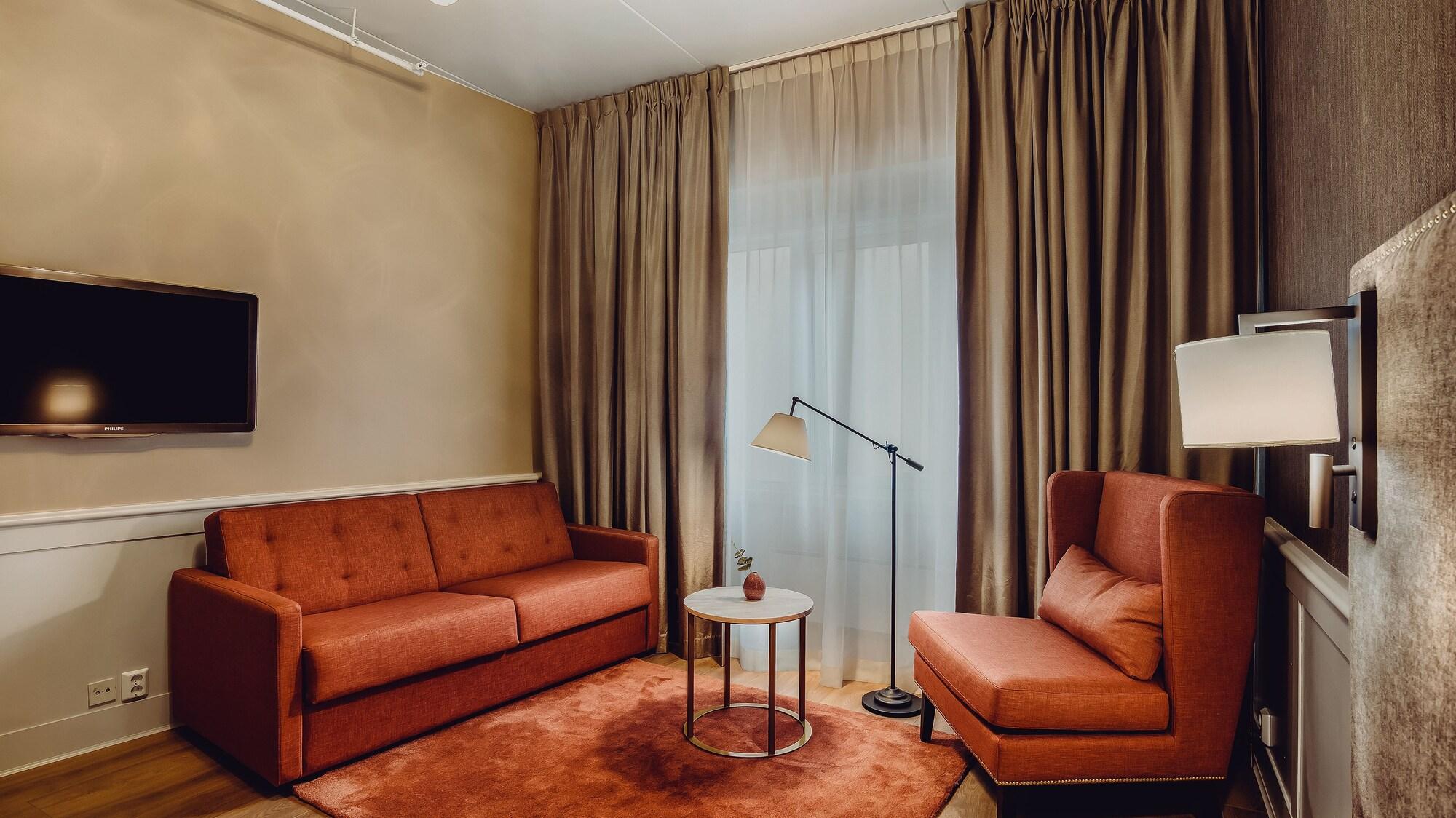 Home Hotel Grand בודו מראה חיצוני תמונה